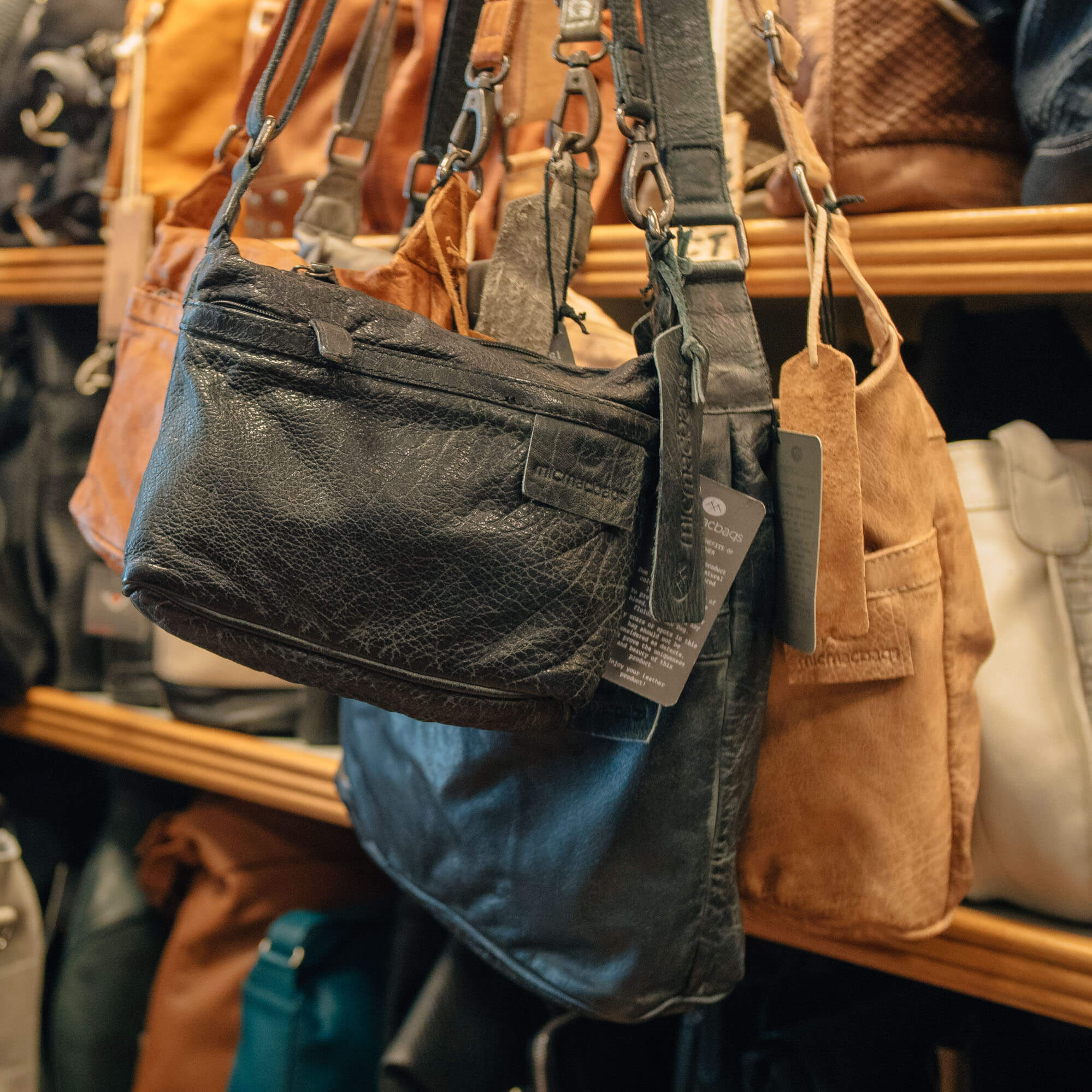 Verspilling Lijken Acht Hoe onderhoud ik mijn leren tas? | De Boer Lederwaren & Bijoux