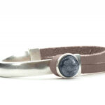 Qoss Taupe Armband Gwen Jeansblauwe Bol - Maat M