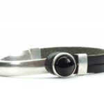 Qoss Zwarte Armband Gwen Zwarte Bol - Maat M